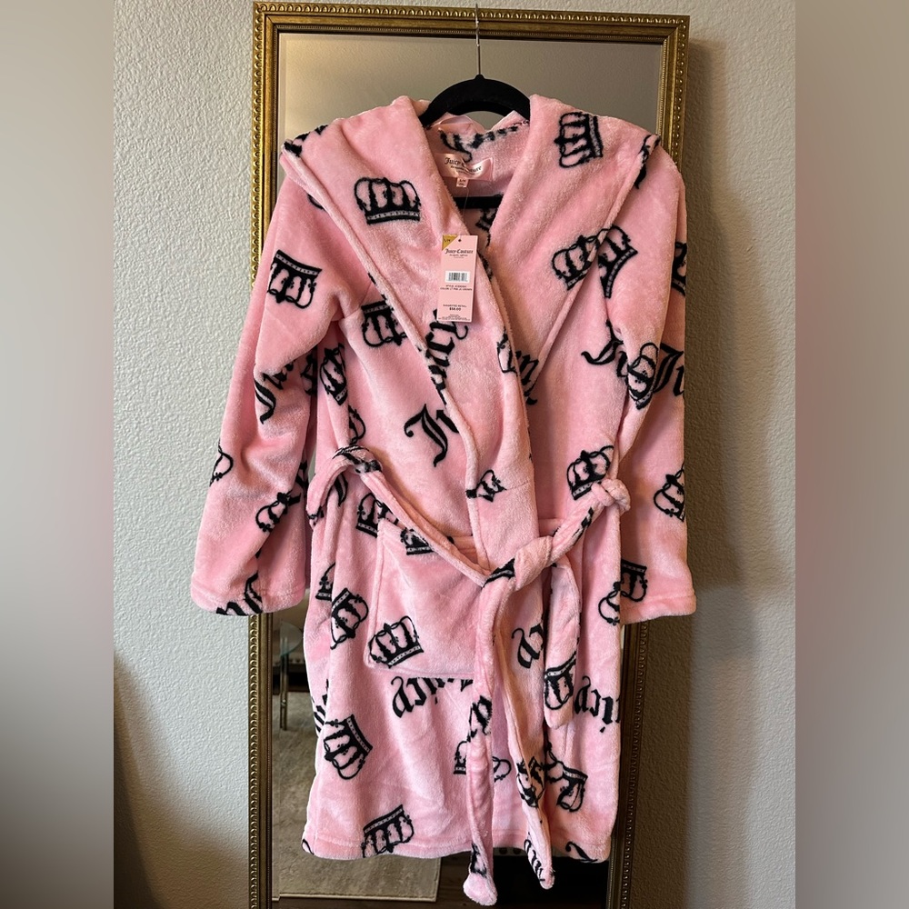 Juicy Couture Light Pink Robe Crown Robe with hood